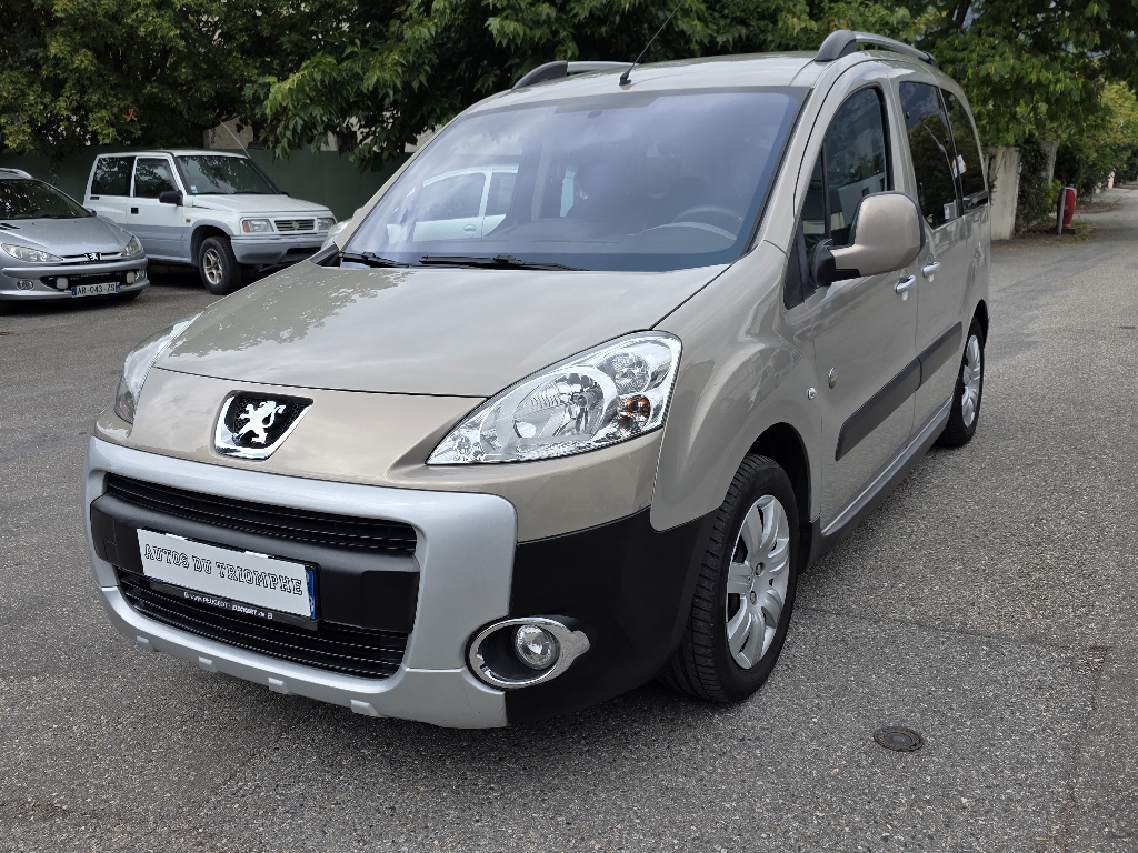 PEUGEOT – PARTNER TEPEE – Combiné – Essence sans plomb – Beige métalique