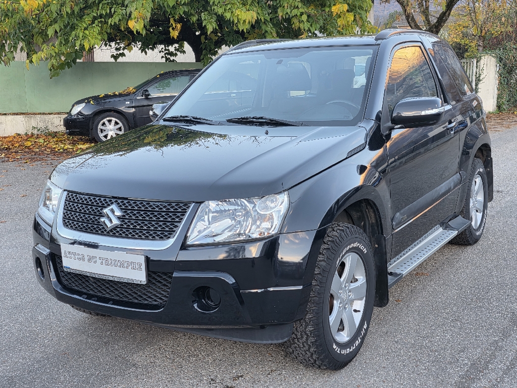 SUZUKI – GRAND VITARA – Tout-Terrain – Essence sans plomb – Noir