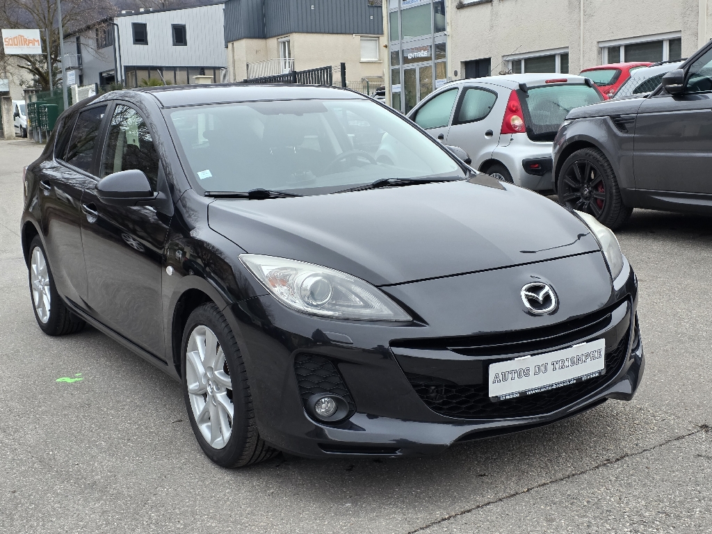 MAZDA – MAZDA3 – Berline – Essence sans plomb – Noire